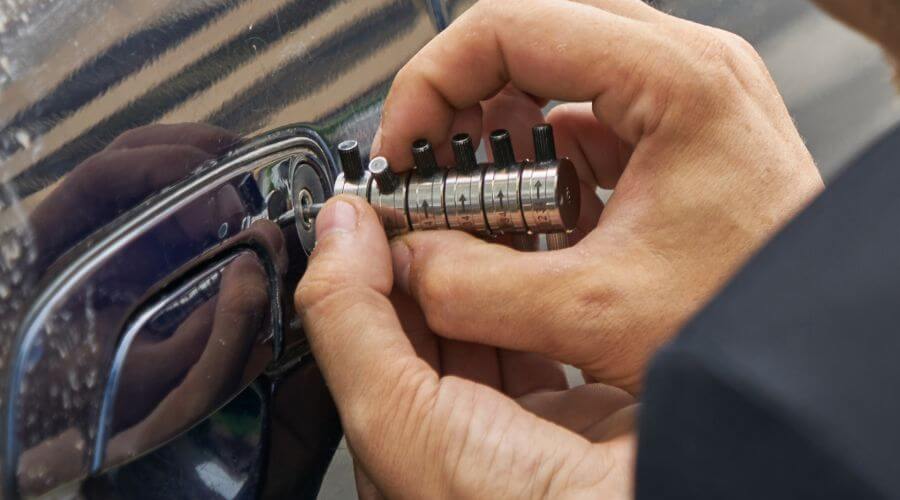 Expert new roof installation services in Browning, IL